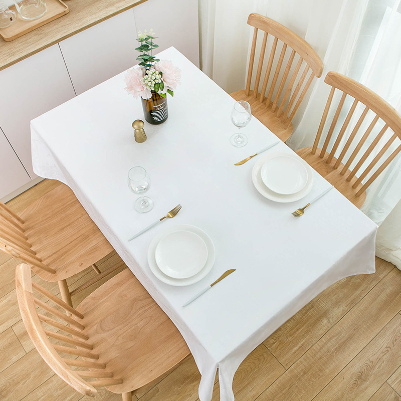 Nappe blanche pour dîner à la  - Outdoor Furniture Green avis et prix