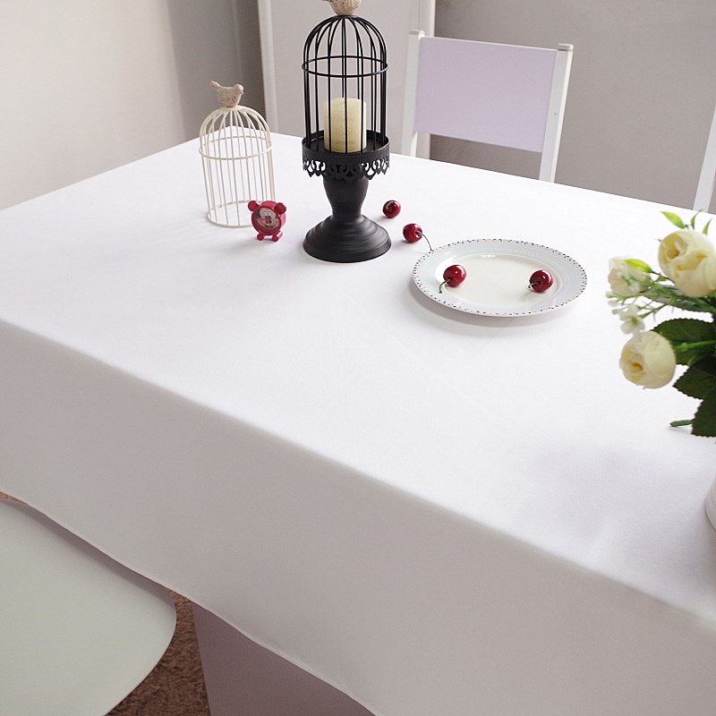 Nappe blanche pour dîner à la  - Outdoor Furniture Green avis et prix
